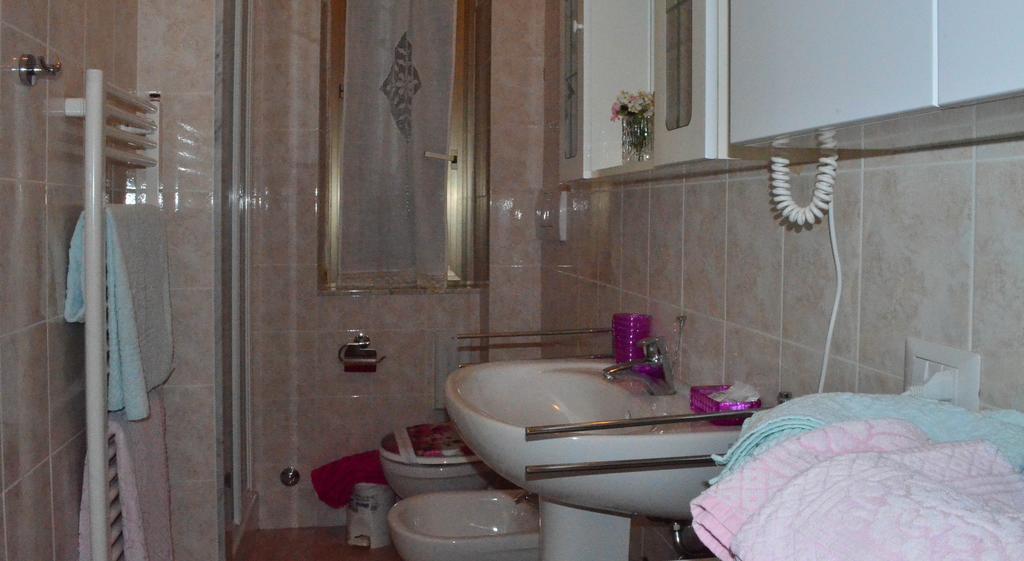 La Casa Delle Rose Room With Air Conditioning 라스페치아 외부 사진